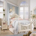 Chic-bedroom-furniture-arranging